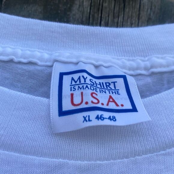 NYC Neon Rainbow New York City Tourist Graphic T-Shirt | XL - Picture 2 of 3